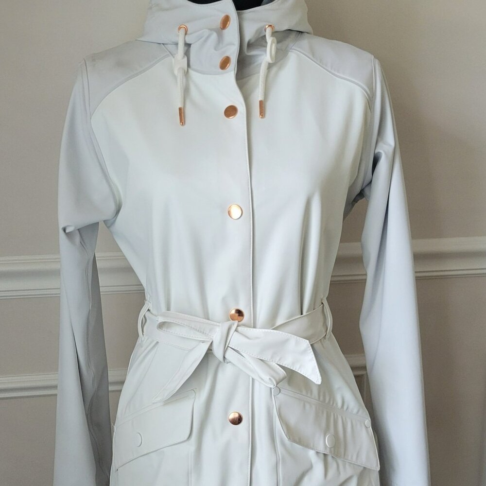 Helly Hansen-Women's Kirkwall II Raincoat- WHITE- SIZE Small (No. 53252)